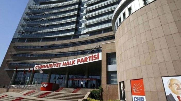 Hangi ünlü eski CHP'li partisine geri dönmek için anket yaptırdı 