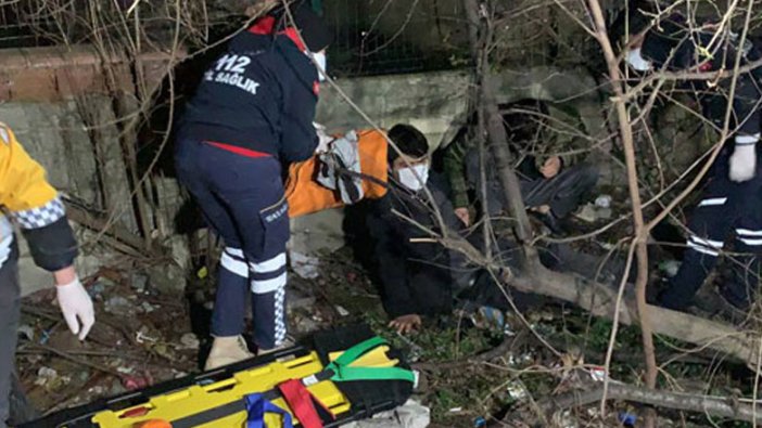 Sancaktepe'de polisler kapıyı çalınca, yabancı uyruklu 4 kişi...