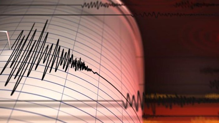 İzmir'de 3.8 büyüklüğünde deprem