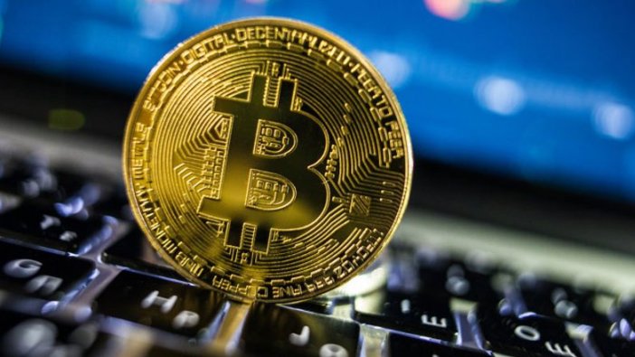 Bitcoin'de sert düşüş sürüyor