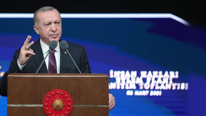 Cumhurbaşkanı Recep Tayyip Erdoğan Hukuk Fakültesi eğitim süresinin 5 yıla çıkarıldığını açıkladı!