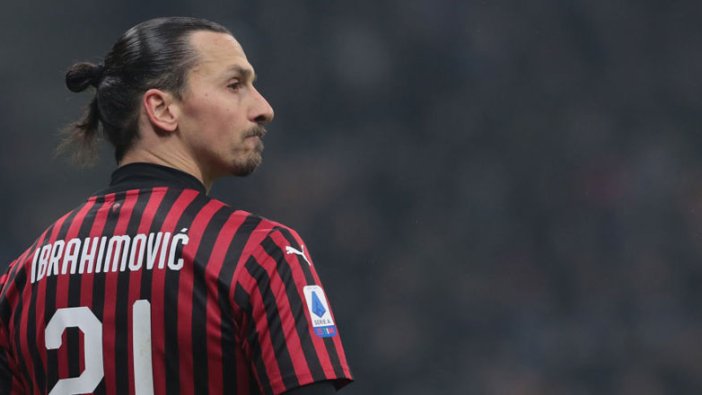 UEFA Zlatan İbrahimovic'e ırkçı saldırıya karşı harekete geçti 