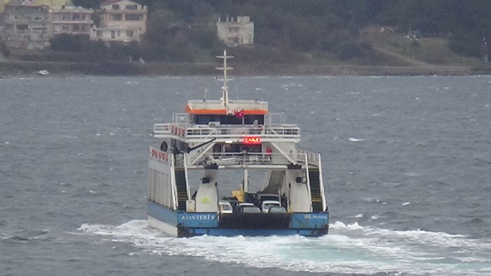 Bozcaada ve Gökçeada feribot seferleri iptal edildi!