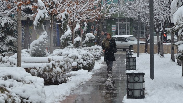 Yağışın cinsini değiştirecek! Meteoroloji tarih verip, uyardı