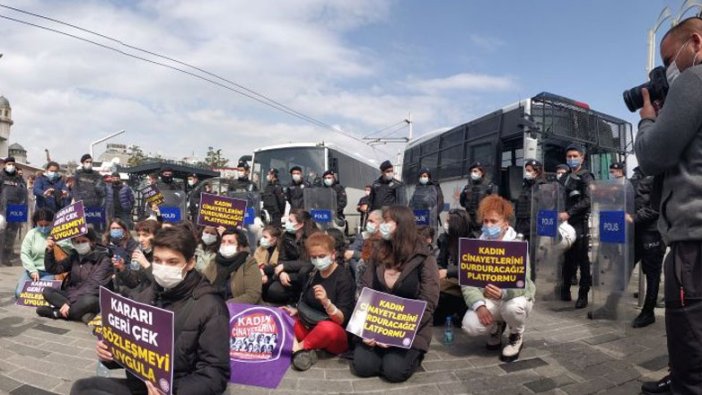 Kadınlardan Taksim'de İstanbul Sözleşmesi eylemi