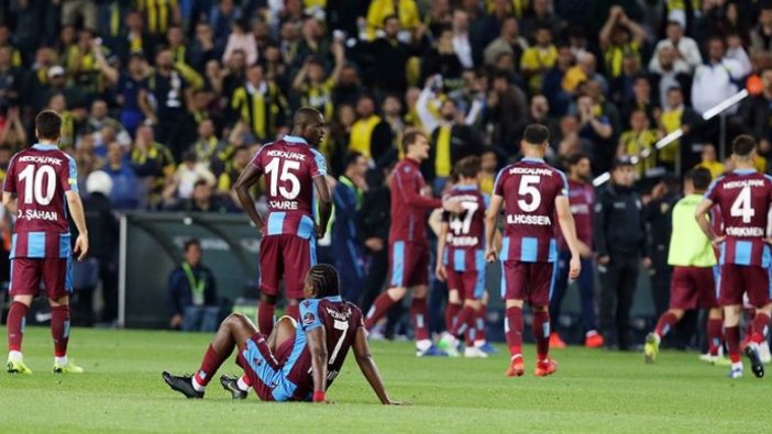 Trabzonspor son dakika golleriyle 10 puan yitirdi