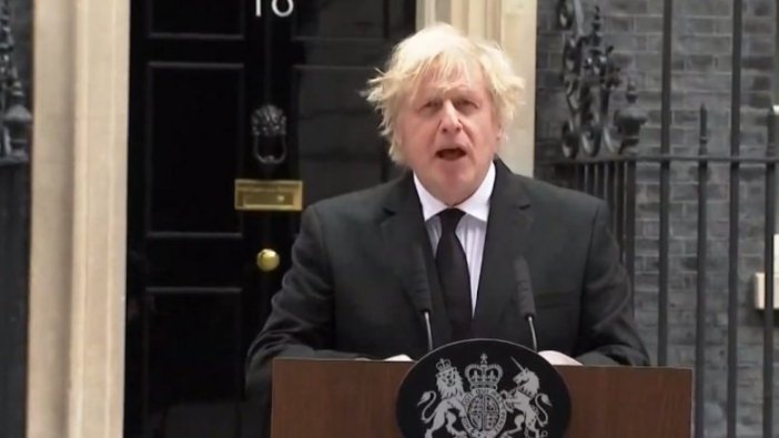 Boris Johnson'dan Kraliçe ve ailesine taziye