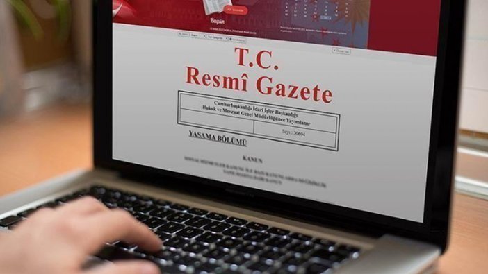 Emlakçılar için lise mezunu olma şartı kaldırıldı