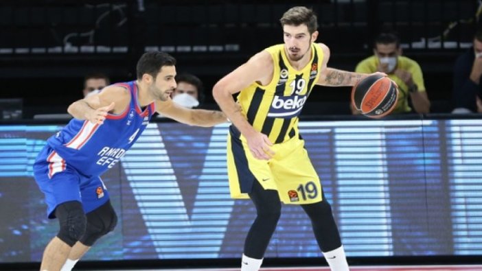 Fenerbahçe Anadolu Efes karşılaşması ertelendi