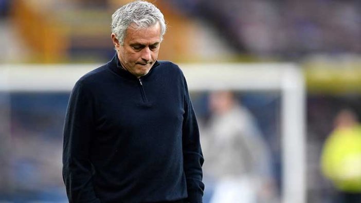 Jose Mourinho Tottenham'dan kovuldu