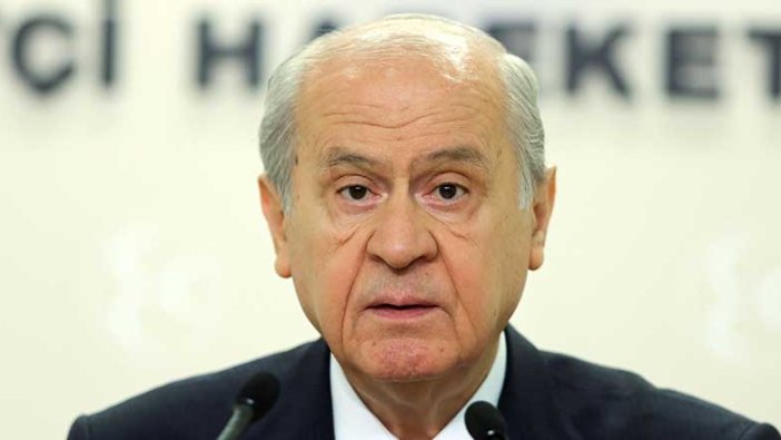 Herkesin gözünden kaçtı, Günboyu yakaladı! Bahçeli'nin anayasasında dikkat çeken detay 