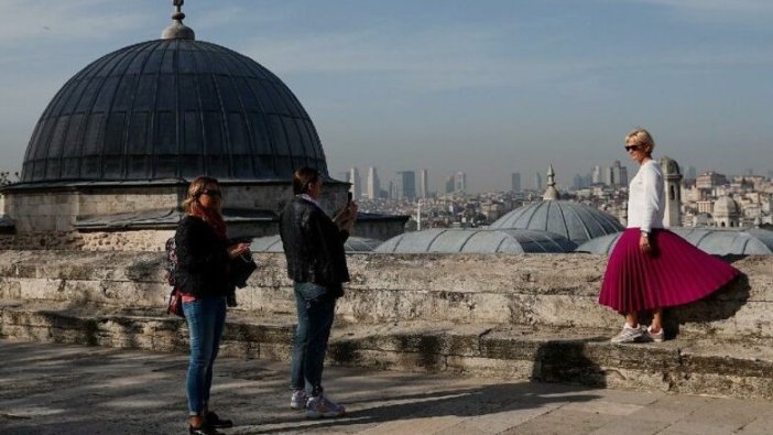 Karantina'dan kaçmak için Türkiye'ye geliyorlar!