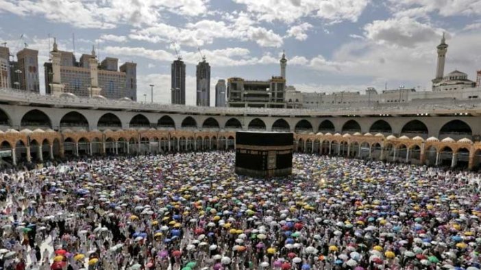 Suudi Arabistan'dan flaş Hac kararı! Diğer ülkelerden gelecek hacı adaylarını ilgilendiriyor