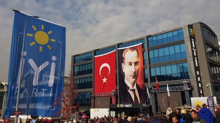 İYİ Parti'den işsiz gençler için ikinci şans okulu