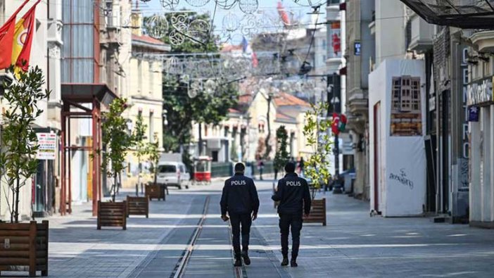 Kafe ve restoranlar açılacak mı? Sokağa çıkma kısıtlaması devam edecek mi? Karar yarın açıklanacak