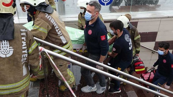 Taksim Metro İstasyonu'nda intihar girişimi! Seferler durdu