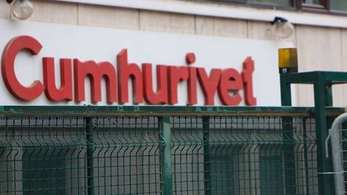 Cumhuriyet'te iki yazar ayrılık kararı aldı