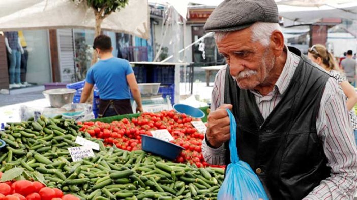 Ünlü ekonomistten büyüme rakamlarına tepki: Enflasyonumuz niye yüksek?