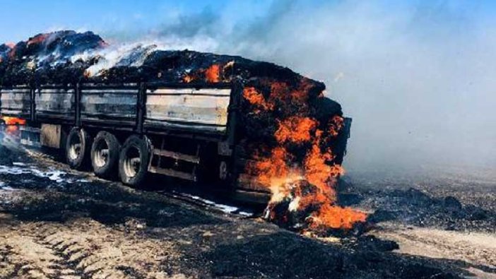 Yanan TIR buğday tarlasını tutuşturdu!