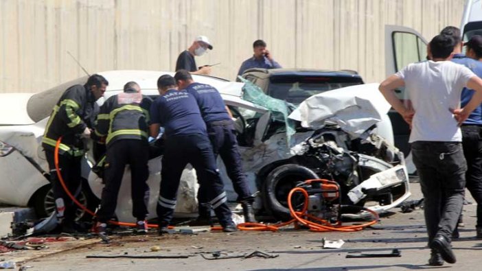 Hatay'da feci kaza! 3 kişi...