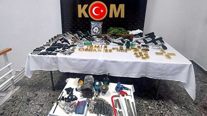 İki ilde yasa dışı silah ticareti operasyonu: 17 gözaltı