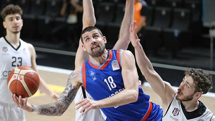 Anadolu Efes'te flaş ayrılık