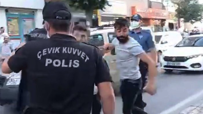 Kavgayı görüntülemek isteyen gazetecilere polisten sert müdahale