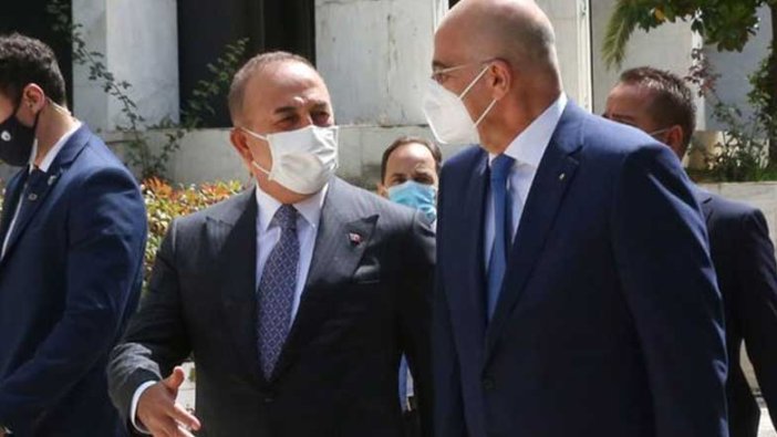 Spora siyaset bullaştıran Yunanis'tanla yeni kriz: Çavuşoğlu, Dendias'ı aradı