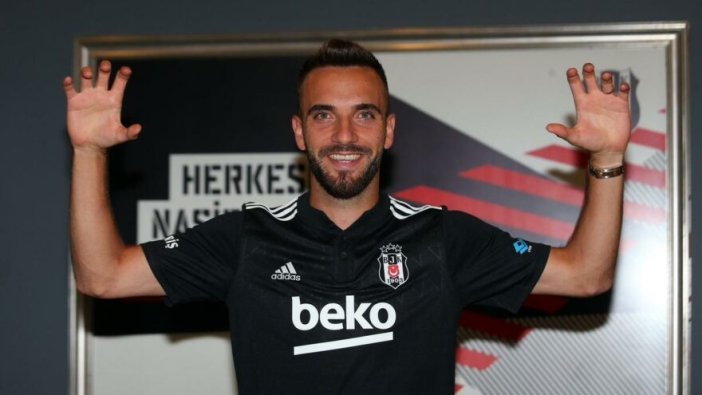 Beşiktaş Kenan Karaman transferini resmen duyurdu