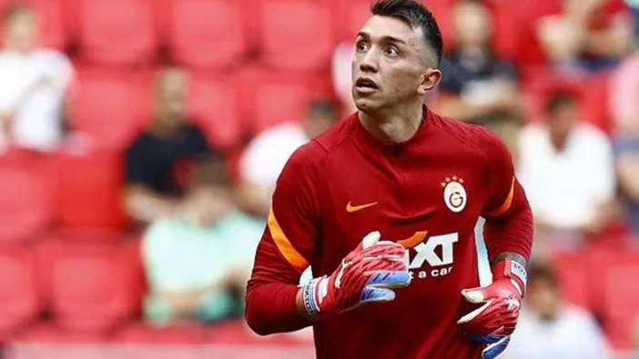 Galatasaray'da Muslera depremi!