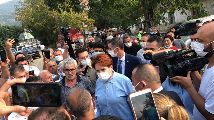 Meral Akşener Sinop'ta afet bölgesini ziyaret etti