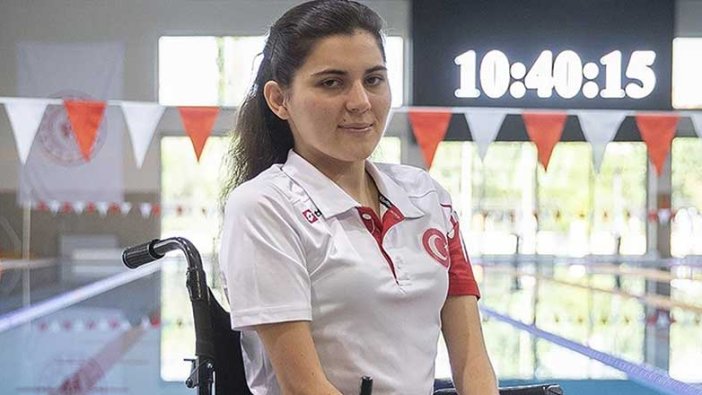 Milli yüzücü Elif İldem, 21 yıllık paralimpik rekorunu kırdı