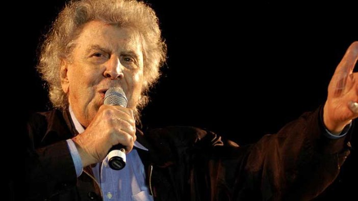 Ünlü müzisyen Mikis Theodorakis yaşamını yitirdi