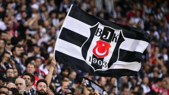 Beşiktaşlı taraftarlardan Acun Ilıcalı'ya mesaj