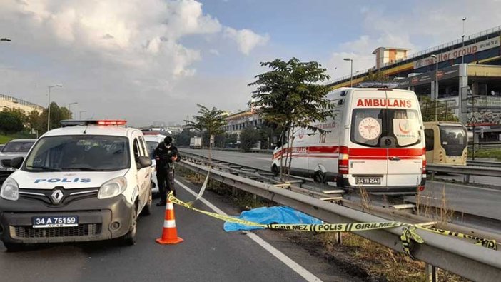 Bayrampaşa'da yolcu otobüsü yayaya çarptı