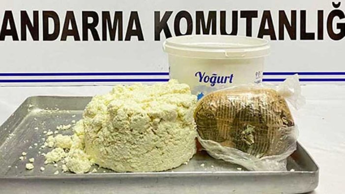 Yoğurt kovasındaki peynirin içinden 400 gram esrar çıktı!