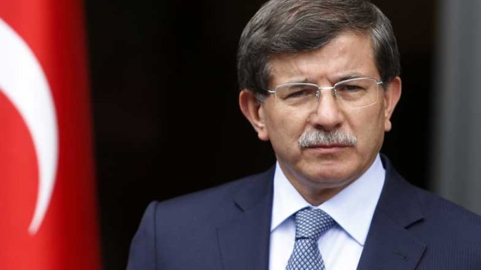 Ahmet Davutoğlu kaza geçirdi