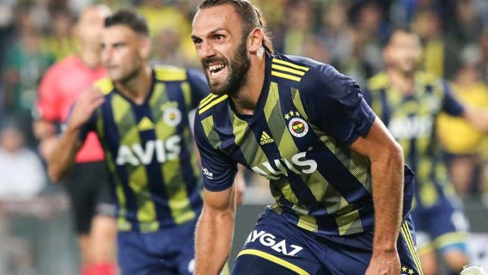 Vedat Muriqi'in eşinden dikkat çeken Fenerbahçe paylaşımı!