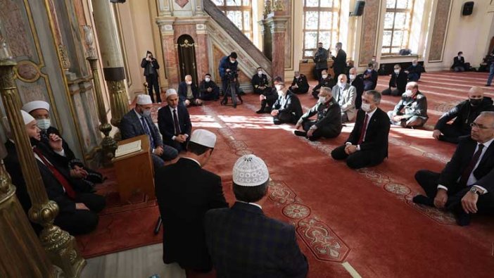 Atatürk için Dolmabahçe Camii'nde Mevlid-i Şerif okundu