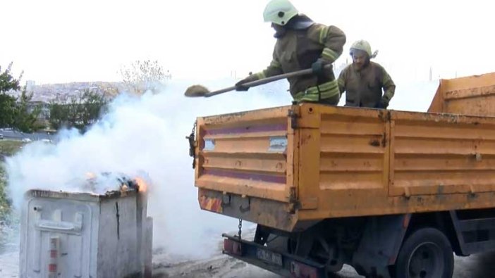 Sultangazi'de çöp konteynerine atılan kimyasal madde alev aldı!