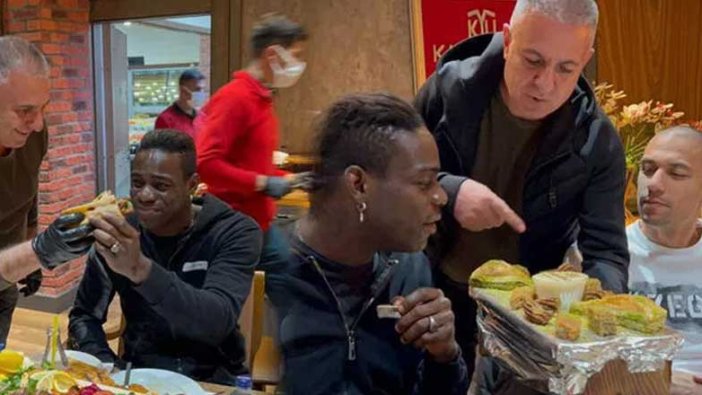 Balotelli'ye 'boru kebabı'