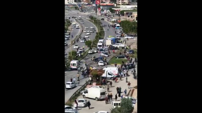 İskenderun'da freni boşalan TIR dehşet saçtı! Ortalık savaş alanına döndü