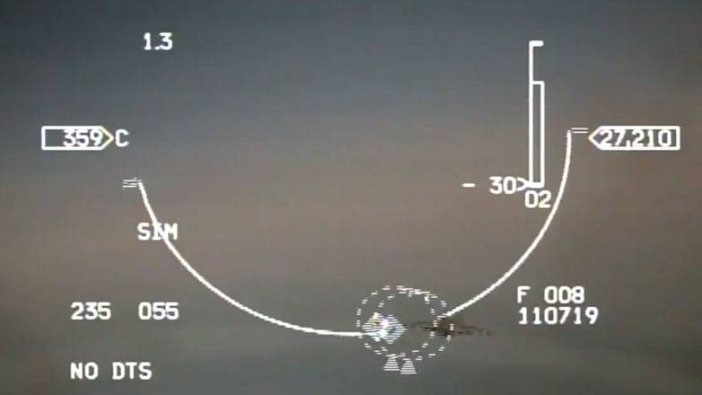 Yunan F-16'larının Navtex bölgesine girişi böyle engellendi