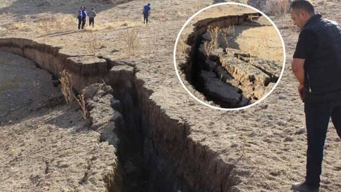 Konya'da oluşan ilgin obruk görenleri şaşırttı