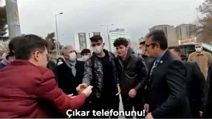 Mansur Yavaş’tan ‘çıkar telefonunu’ göndermesi