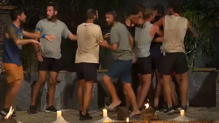 Survivor'da şok kavga! Yasin ve Hikmet birbirine girdi