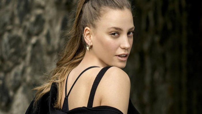 Serenay Sarıkaya baştan ayağa 113 bin 600 lira