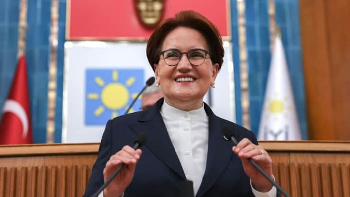 Meral Akşener'den Demet Evgar'a övgü dolu sözler