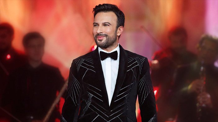 Tarkan, 8 Mart Dünya Emekçi Kadınlar gününü,  Atatürk’ün sözüyle kutladı