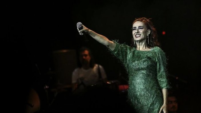 Yıldız Tilbe. ''Beni kimse hayvan düşmanı ilan edemez''